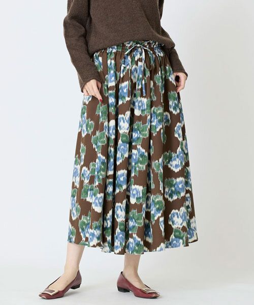 EPELER / イプリ ロング・マキシ丈スカート | アムンゼンフラワープリントスカート（チャ）