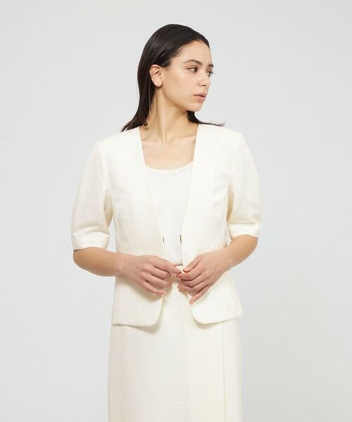 EPOCA/エポカ 【EPOCA DI BASE】 シルクツムギジャカード ノーカラージャケット 《WEB&一部店舗限定》 オフホワイト1 42 EPOCA/エポカ 【EPOCA DI BASE】 シルクツムギジャカード ノーカラージャケット 《WEB&一部店舗限定》 オフホワイト1 42