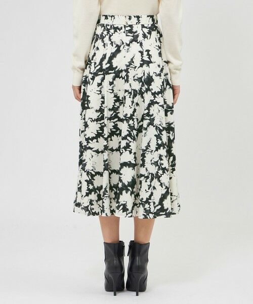 EPOCA / エポカ ロング・マキシ丈スカート | フィオーレサテン フレアスカート | 詳細8