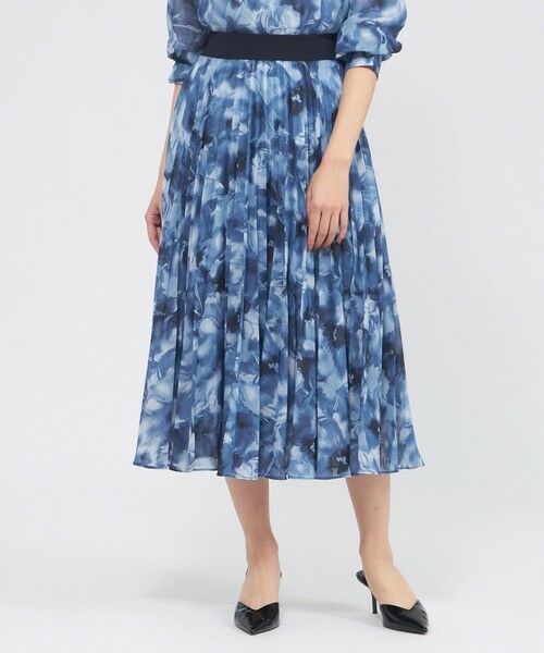 EPOCA / エポカ ロング・マキシ丈スカート | グラフィカルフラワー プリーツスカート（インディゴ）