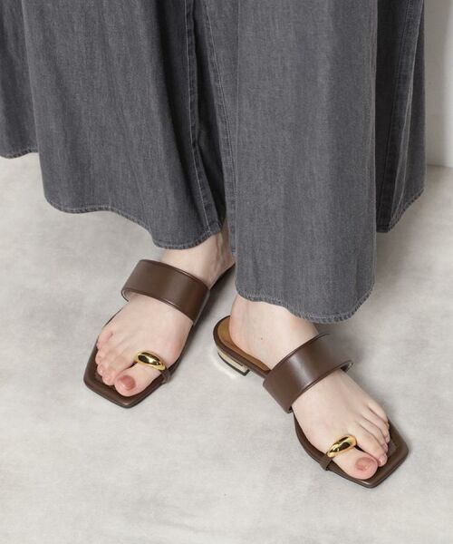 ESPERANZA / エスペランサ サンダル | ゴールドリングトングフラットサンダル(モカブラウン(042))