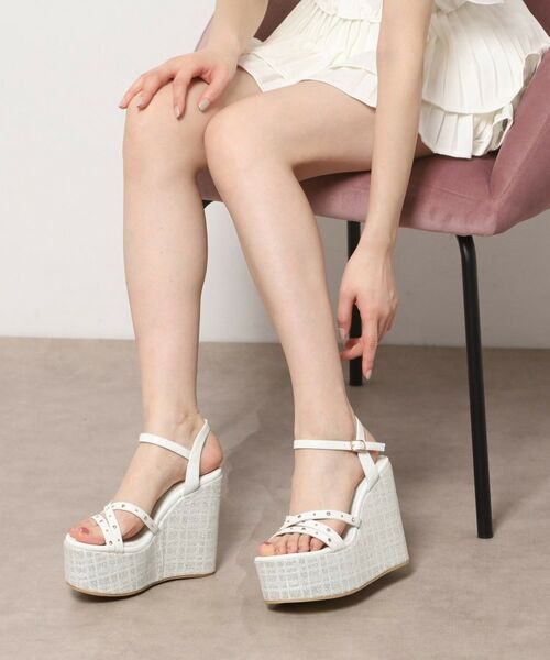 ESPERANZA / エスペランサ サンダル | ビジュースタッズウェッジサンダル（ホワイト(001)）