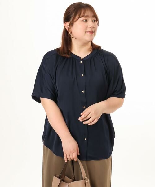 eur3 / エウルキューブ シャツ・ブラウス | 【大きいサイズ/a.v.v×eur3】【接触冷感/UVカット】サテンギャザーブラウス | 詳細6