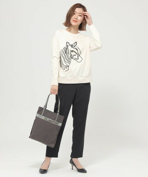 EVEX by KRIZIA  (大きいサイズ) / エヴェックス バイ クリツィア (オオキイサイズ) その他トップス | 【L】【ウォッシャブル】ゼブラコードエンブロイダリースウェット | 詳細1