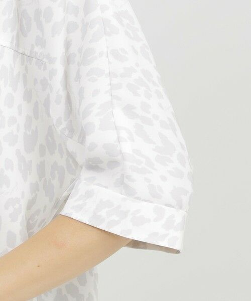 EVEX by KRIZIA  (大きいサイズ) / エヴェックス バイ クリツィア (オオキイサイズ) その他トップス | 【L】【吸水速乾】【ウォッシャブル】パンサープリントバックサテンジョーゼットブラウス | 詳細5