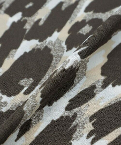 EVEX by KRIZIA  (大きいサイズ) / エヴェックス バイ クリツィア (オオキイサイズ) その他トップス | 【L】【接触冷感】【UV対策】【マシンウォッシャブル】カモフラパンサーギャザープルオーバー | 詳細8