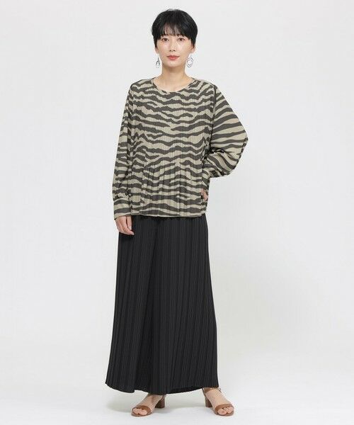 EVEX by KRIZIA / エヴェックス バイ クリツィア シャツ・ブラウス | 【カタログ掲載】【ウォッシャブル】タイガープリントプリーツプルオーバーブラウス | 詳細1