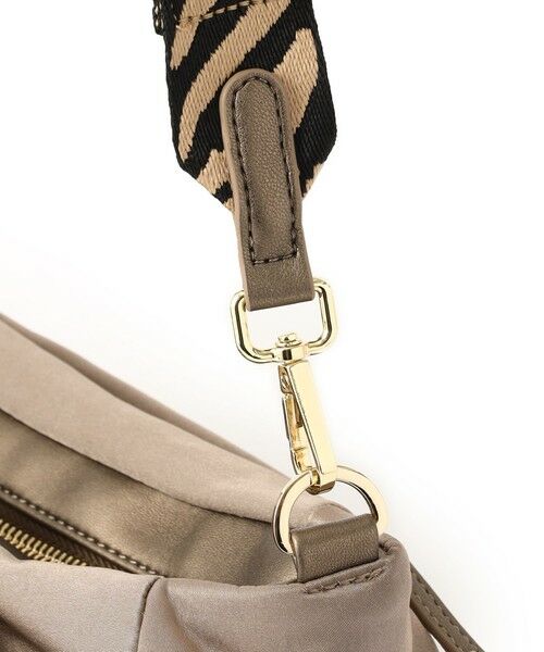 EVEX by KRIZIA / エヴェックス バイ クリツィア メッセンジャーバッグ・ウエストポーチ | バッグチャームドロストショルダー | 詳細10