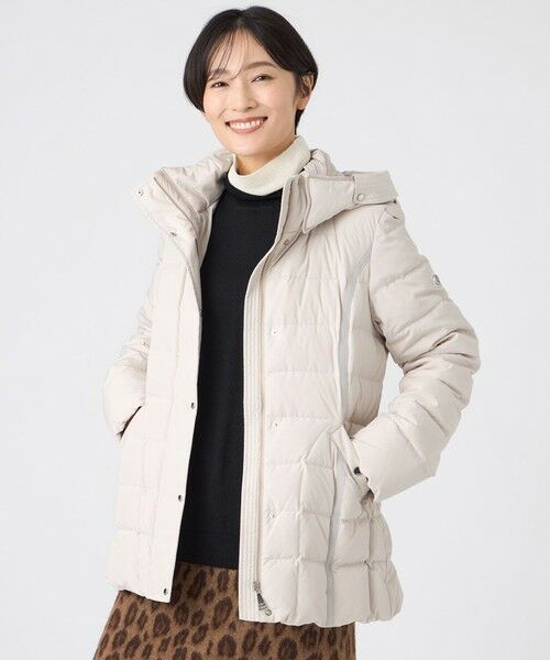 EVEX by KRIZIA / エヴェックス バイ クリツィア その他アウター | 【SANYO Style EDITION掲載】【ウォッシャブル・放電テープ付】マットタフタフーデッドミドルダウンジャケット(ベージュ1)