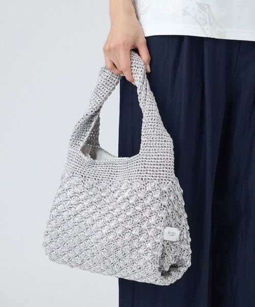 EVEX by KRIZIA / エヴェックス バイ クリツィア メッセンジャーバッグ・ウエストポーチ | メタリックニットバッグ | 詳細2