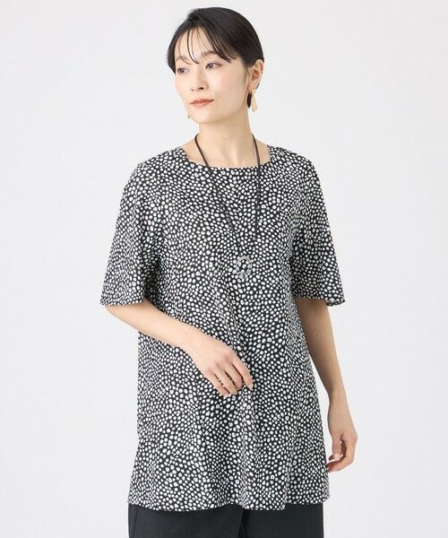 EVEX by KRIZIA / エヴェックス バイ クリツィア カットソー | 【接触冷感・マシンウォッシャブル】ミニチータープリントコンチェロカットソー（ブラック1）