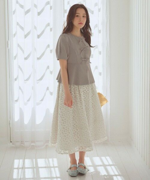 Feroux / フェルゥ ミニ・ひざ丈スカート | フラワー刺繍 フレアスカート | 詳細2