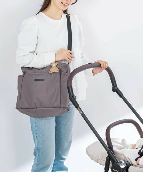 fillot de bebe reduction / フィヨ デュ ベベ ルダクティオン ママバッグ・収納ポーチ | チャーム付きナイロンマザーズバッグ | 詳細2