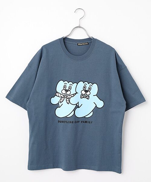 FRAPBOIS / フラボア Tシャツ | T.A. T（DUMPLING CAT FAMILY）（ブルー）