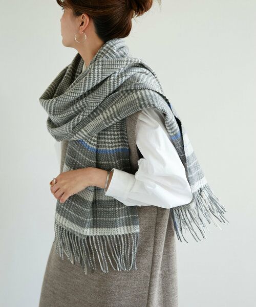 805022● CALEE Allover Pattern Stole ストール