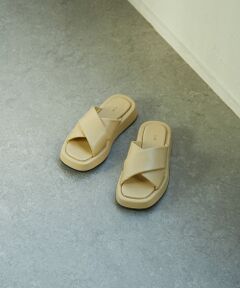 【2.718】クロスサンダル