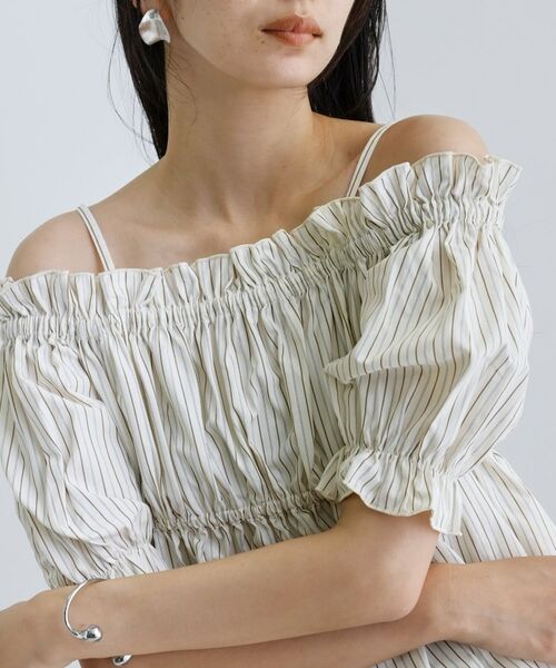 GALLEST / ギャレスト シャツ・ブラウス | 【一部店舗限定】オフショルシャーリングブラウス | 詳細24
