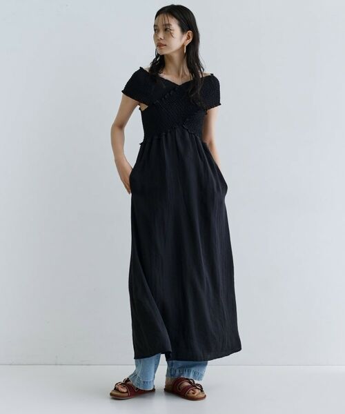 GALLEST / ギャレスト ロング・マキシ丈ワンピース | 【一部店舗限定】シャーリングクロスワンピース | 詳細1