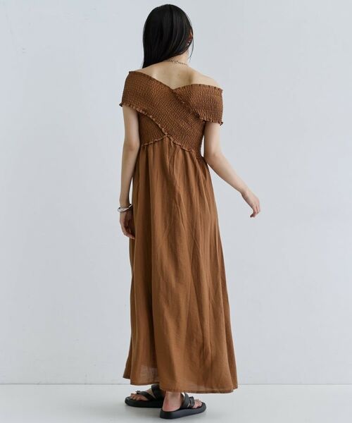 GALLEST / ギャレスト ロング・マキシ丈ワンピース | 【一部店舗限定】シャーリングクロスワンピース | 詳細15