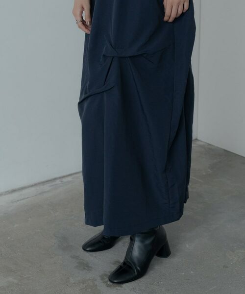 GALLEST / ギャレスト ロング・マキシ丈ワンピース | イレギュラータックナイロンワンピース | 詳細5