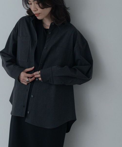 GALLEST / ギャレスト シャツ・ブラウス | Timeless｜ウーステッドライクフォルムシャツ【セットアップ対応】（チャコールグレー(014)）