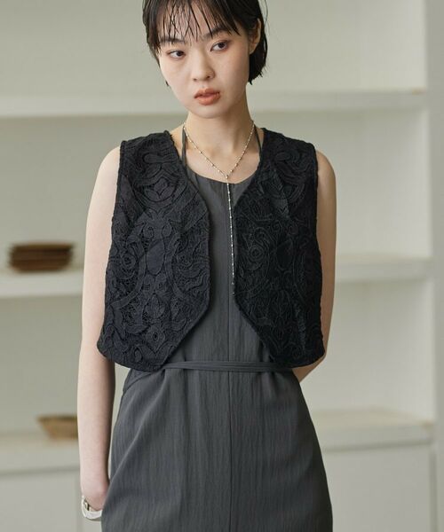 GALLEST / ギャレスト シャツ・ブラウス | ショートレースジレ（ブラック(019)）