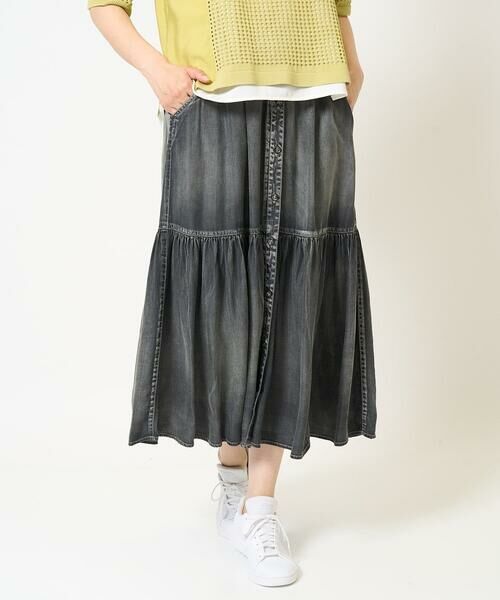 GEORGES RECH / ジョルジュ・レッシュ ロング・マキシ丈スカート | ライトデニムティアードスカート | 詳細1