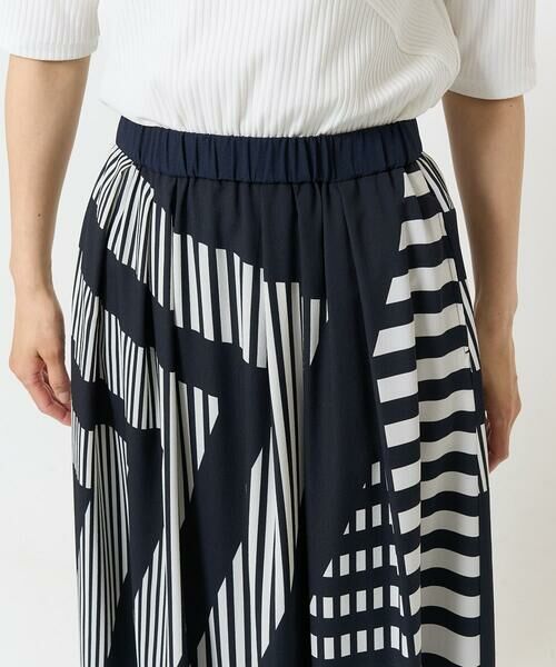 GEORGES RECH / ジョルジュ・レッシュ ロング・マキシ丈スカート | 幾何プリントタックフレアスカート | 詳細5