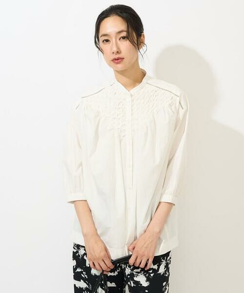 GEORGES RECH / ジョルジュ・レッシュ シャツ・ブラウス | バンドカラーハンドスモッキング7分袖ブラウス | 詳細1