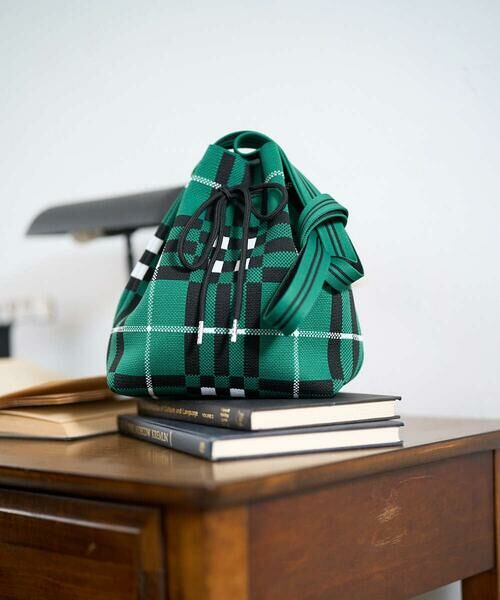 GEORGES RECH / ジョルジュ・レッシュ その他小物 | 幾何学柄ニット巾着ショルダーバッグ（カーキ）