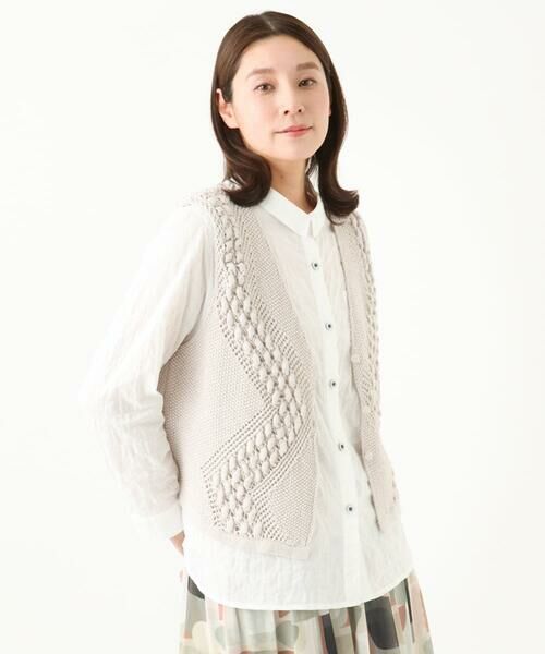 GIANNI LO GIUDICE/ジャンニ・ロ・ジュディチェ [洗える]透かし編みGAUSSニットベスト アイボリー M