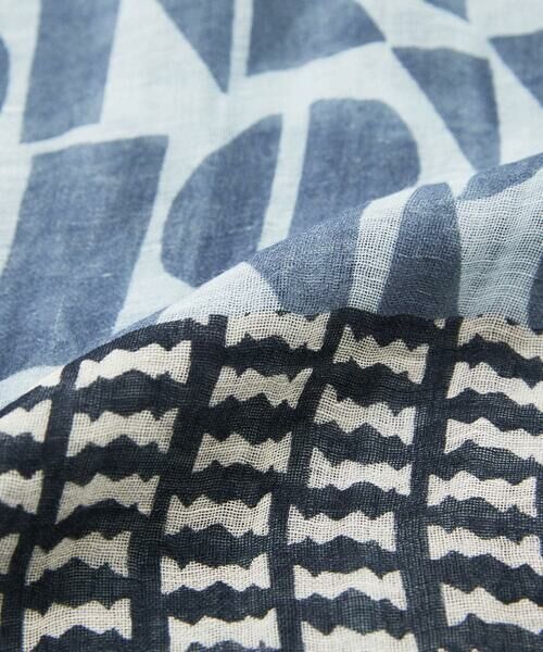 GIANNI LO GIUDICE / ジャンニ・ロ・ジュディチェ マフラー・ショール・スヌード・ストール | ビーンズ幾何プリントストール | 詳細6