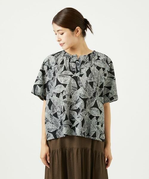 GIANNI LO GIUDICE / ジャンニ・ロ・ジュディチェ シャツ・ブラウス | [洗える]ミラクルウェーブリーフプリントブラウス | 詳細2