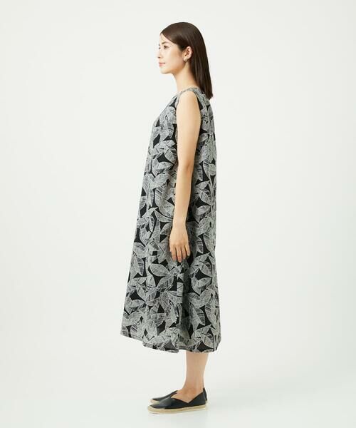 GIANNI LO GIUDICE / ジャンニ・ロ・ジュディチェ ロング・マキシ丈ワンピース | [洗える]ミラクルウェーブリーフプリントワンピース | 詳細16