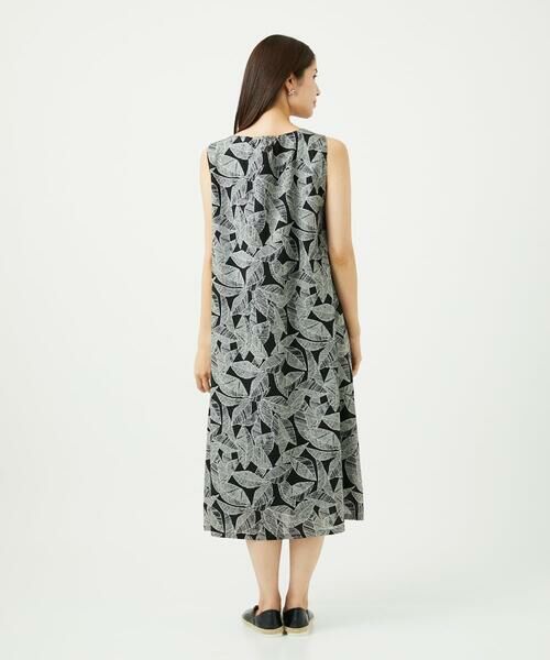 GIANNI LO GIUDICE / ジャンニ・ロ・ジュディチェ ロング・マキシ丈ワンピース | [洗える]ミラクルウェーブリーフプリントワンピース | 詳細17