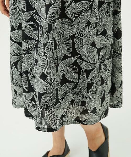 GIANNI LO GIUDICE / ジャンニ・ロ・ジュディチェ ロング・マキシ丈ワンピース | [洗える]ミラクルウェーブリーフプリントワンピース | 詳細22