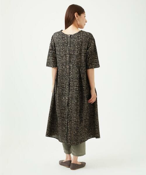 GIANNI LO GIUDICE / ジャンニ・ロ・ジュディチェ ロング・マキシ丈ワンピース | [洗える・日本製]ミラクルウェーブブロックプリントワンピース | 詳細21