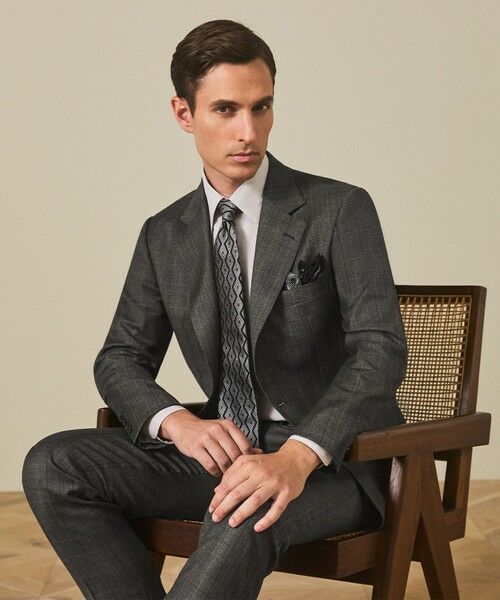 gotairiku / ゴタイリク ハンカチ | 首にも巻ける【2WAY/日本製】シルク100% ポケットチーフ（幾何学柄） | 詳細5