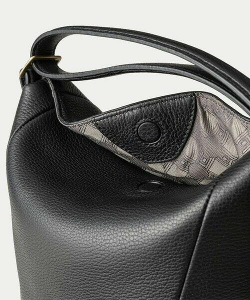 gotairiku / ゴタイリク ハンドバッグ | 【ETIAM】シュリンク ハンド＆バングルバッグ《Follow》 | 詳細7