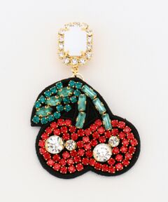 ビジュー刺繍イヤリング