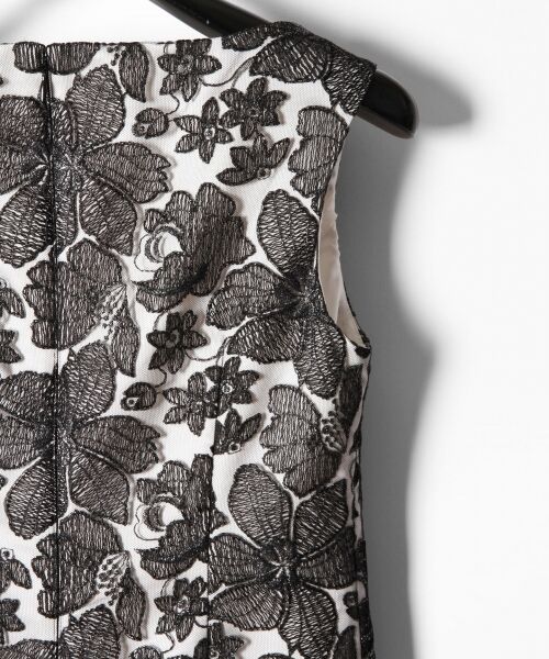 GRACE CONTINENTAL / グレースコンチネンタル ドレス | ラメフラワー刺繍ワンピース | 詳細9