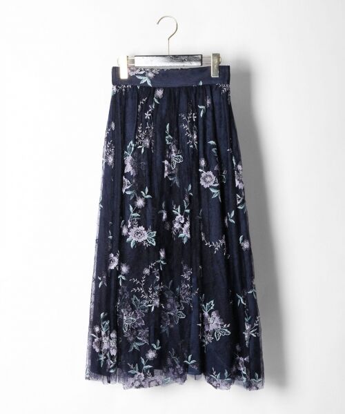フラワーチュール刺繍スカート