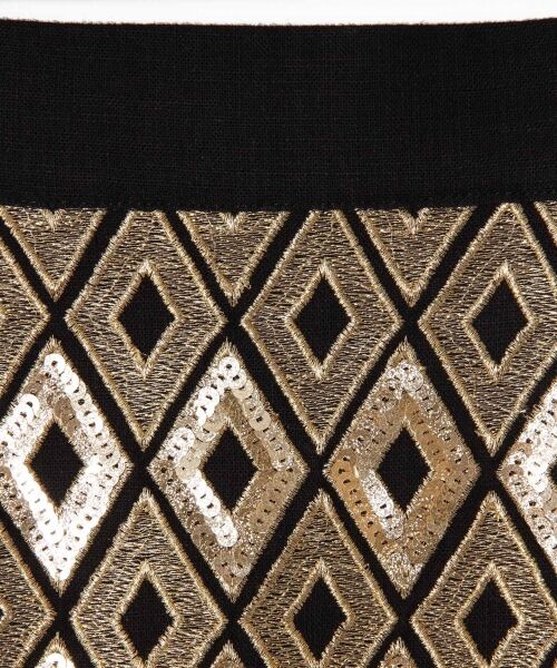 GRACE CONTINENTAL / グレースコンチネンタル ミニ・ひざ丈スカート | スパン幾何刺繍スカート | 詳細11