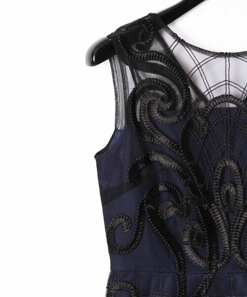GRACE CONTINENTAL / グレースコンチネンタル ドレス | オーナメント刺繍フレアワンピース | 詳細4