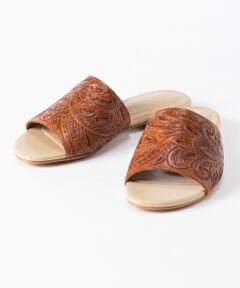 Flat Sandal