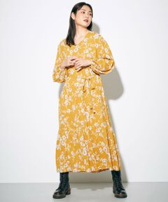 【LIFE STYLE WEAR】フラワープリントティアードワンピース