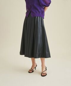 GRACE CONTINENTAL / グレースコンチネンタル ミニ・ひざ丈スカート | フェイクレザータックスカート