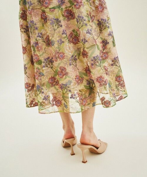 セール】 ボタニカルプリント刺繍スカート （ロング・マキシ丈スカート
