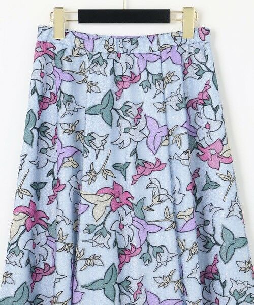 ラメチュール刺繍フレアスカート