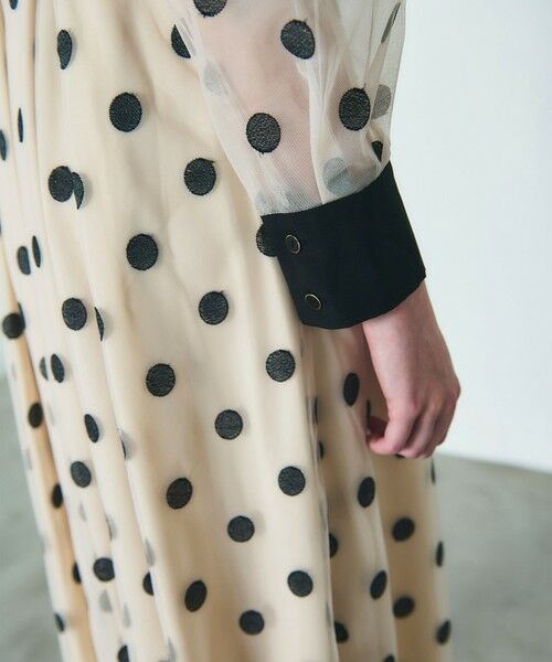 ラメドット刺繍ドレス